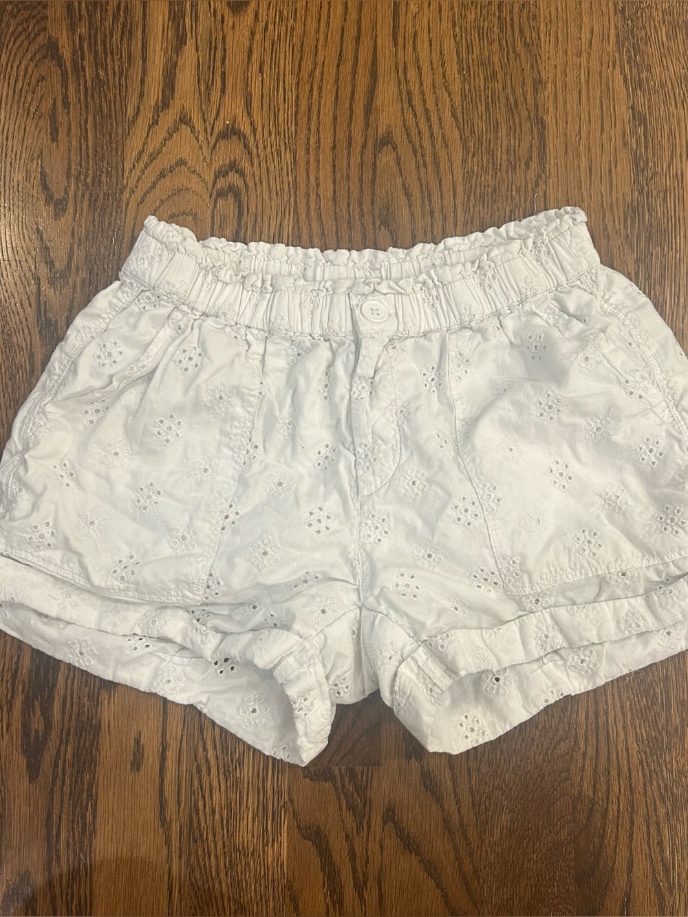 Aerie White Eyelet Lace High-Waisted Shorts